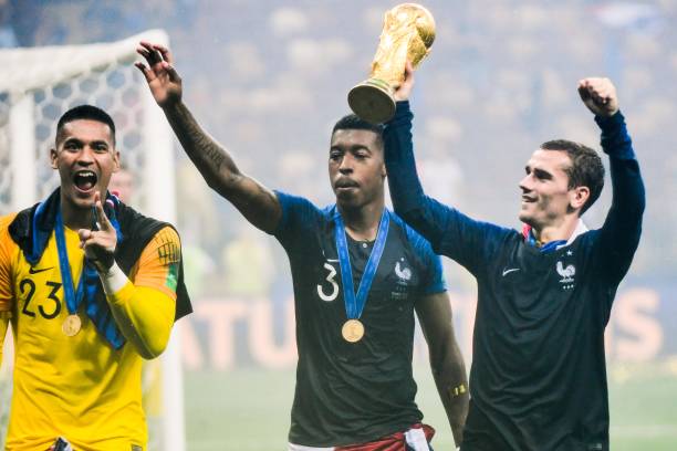 踏入职业足 踏入职业足