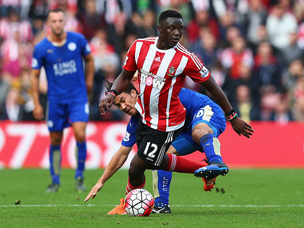 在外线对峙 在外线对峙