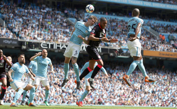 这位来自巴 这位来自巴