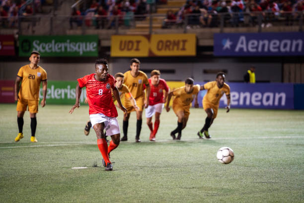 察现代足球 察现代足球